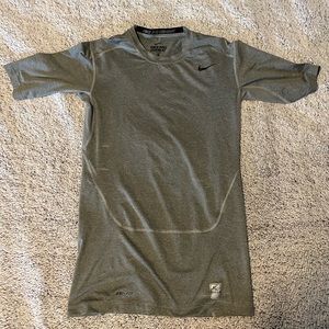 Nike pro combat dri fit half sleeve